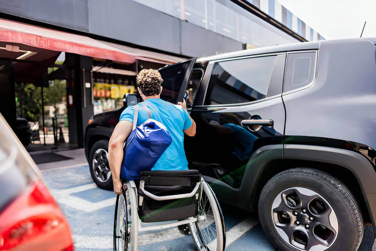 wheelchair taxi Brooklyn